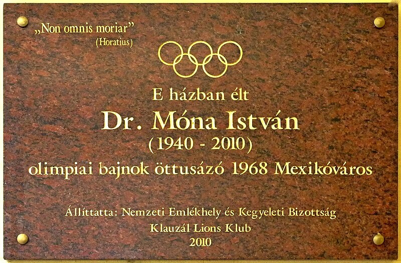 File:István Móna plaque Budapest.jpg