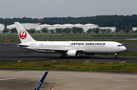 Japan Airlines Boeing 767-300ER