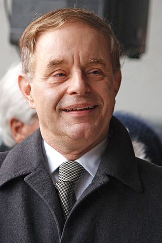 <span class="mw-page-title-main">Jörg van Essen</span> German politician