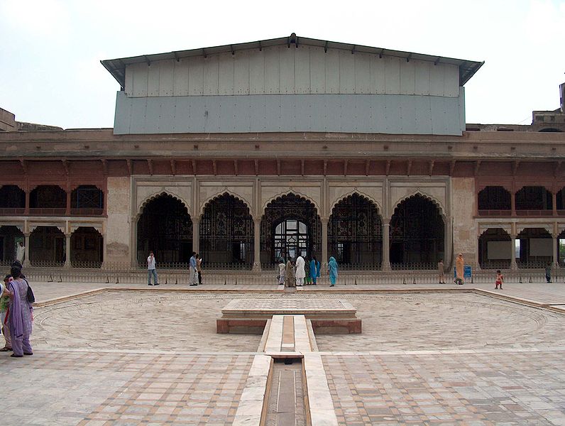 File:July 9 2005 - The Lahore Fort-View from the front of the Shish Mahal.jpg