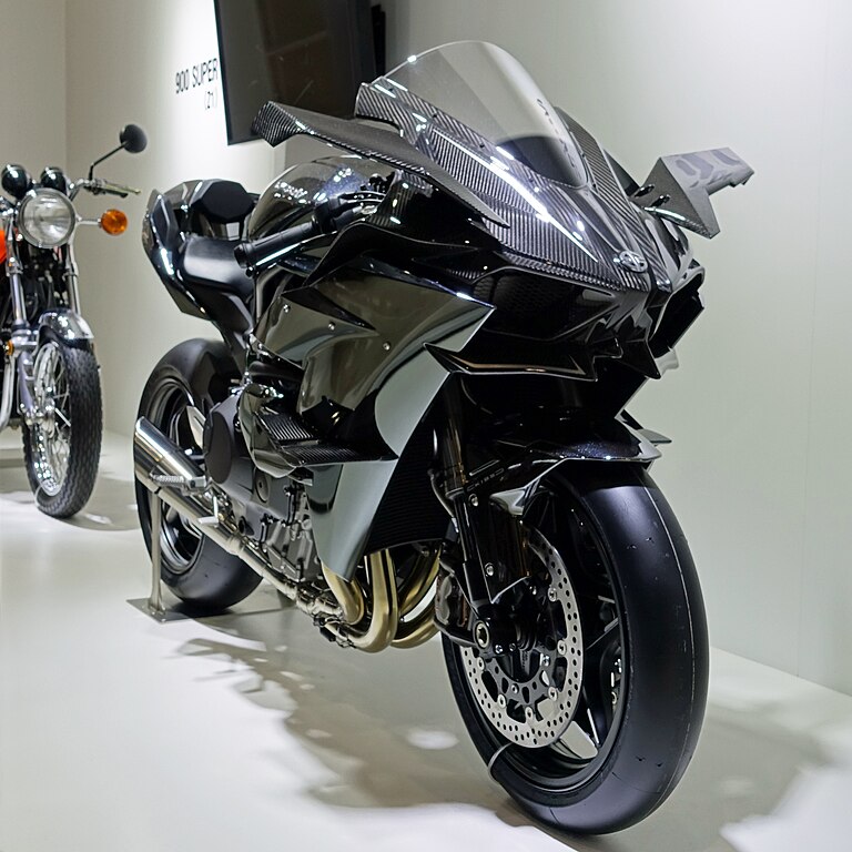 Promover audición invención File:Kawasaki Ninja H2R at the Tokyo Motor Show 2015-1.jpg - Wikimedia  Commons