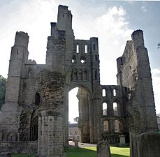 Kelso Abbey 011.jpg