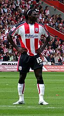 Kenwyne Jones: Años & Cumpleaños