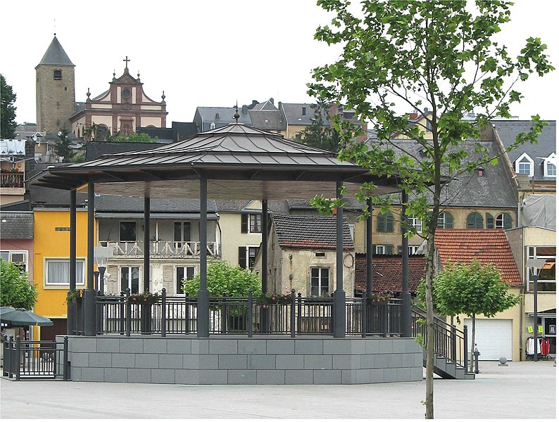 File:Kioskkieréi.JPG