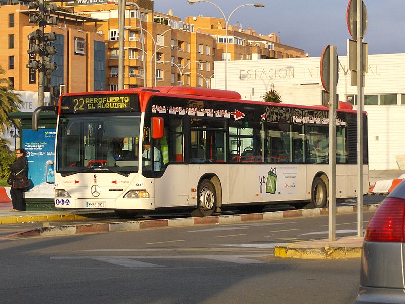 File:L22 surbus.JPG