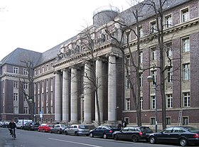 Düsseldorf District Court.  Retssag, fotograferet i 2008.