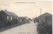 Les maisons provisoires vers 1920.