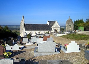 Liercourt église et cimetière 1.jpg