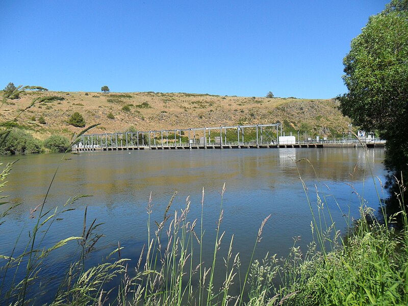 File:Link River Dam afar.jpg