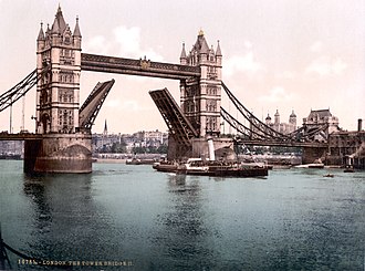 https://upload.wikimedia.org/wikipedia/commons/thumb/6/60/London-TowerBridge-1900-Closed.jpg/330px-London-TowerBridge-1900-Closed.jpg