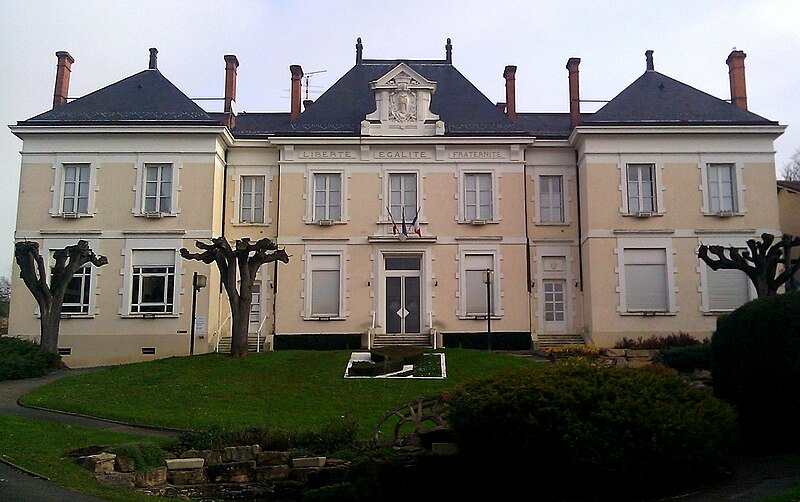 File:Mairie Reyrieux.jpg