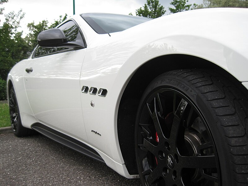 File:Maserati GranTurismo 0009.jpg