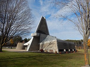 Évêques-de-Trois-Rivières Mausoleum