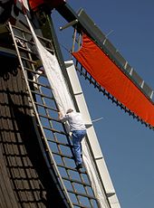 Windmühle: Frühe Anlagen, Hoch- und Spätmittelalter, Neuzeit