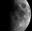 Księżyc sfotografowany podczas przelotu obok Ziemi