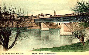 Vue en amont de l'ancien pont (1878) depuis la rive droite.