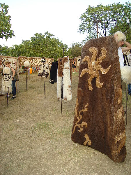 File:Nabadi & Papakhi (ArtGene 2008).JPG