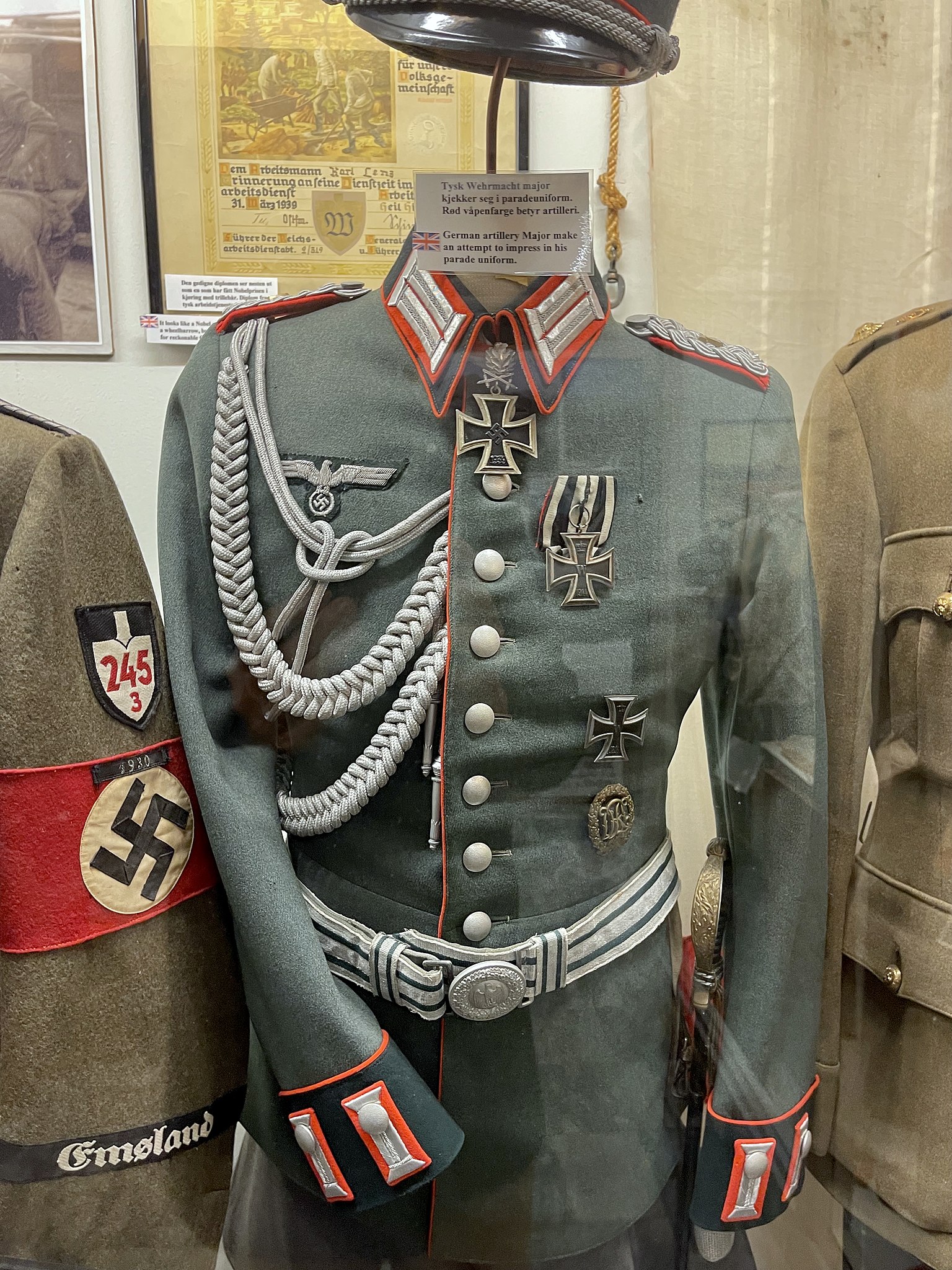 modern german military dress uniforms