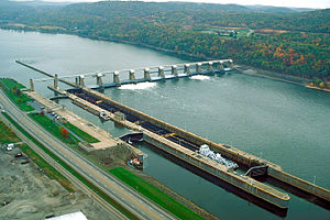 Yangi Cumberland Lock va Dam.jpeg