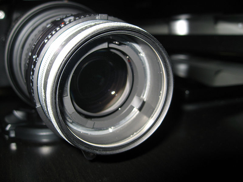 File:Nikon BR-3 + Filter.jpg