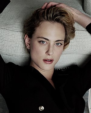 Nora Arnezeder au festival rencontre 7 eme art de Lausanne en 2019 (cropped).jpg