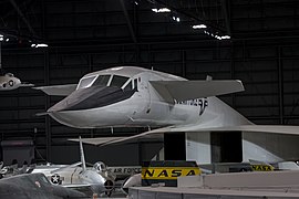 North American Aviation XB-70 AV-1, 62-0001 (27774277710).jpg