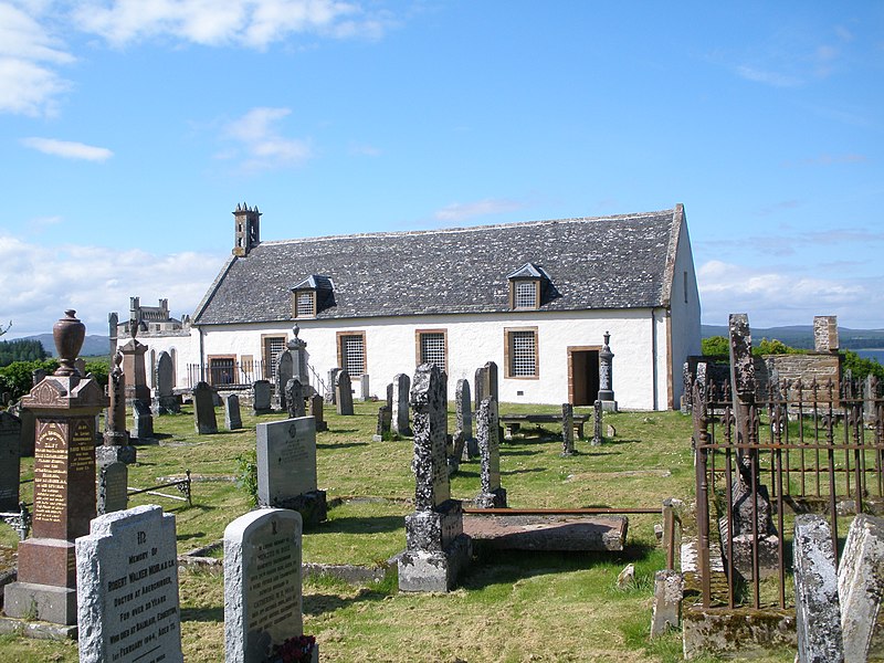 File:Old East Parish Church and graveyard Edderton (geograph 2468761).jpg