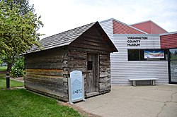 Altes Washington County Gefängnis, im Wash. County Museum (2018) .jpg