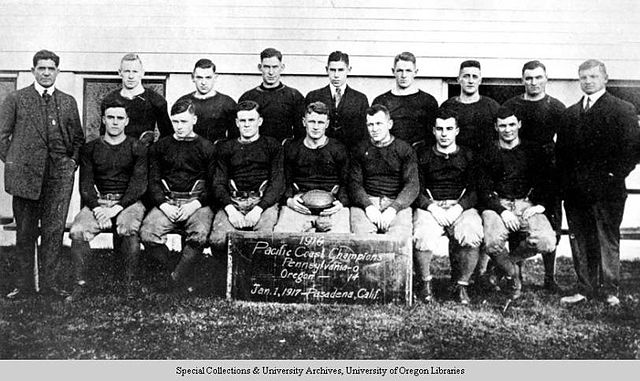 The 1916 football team