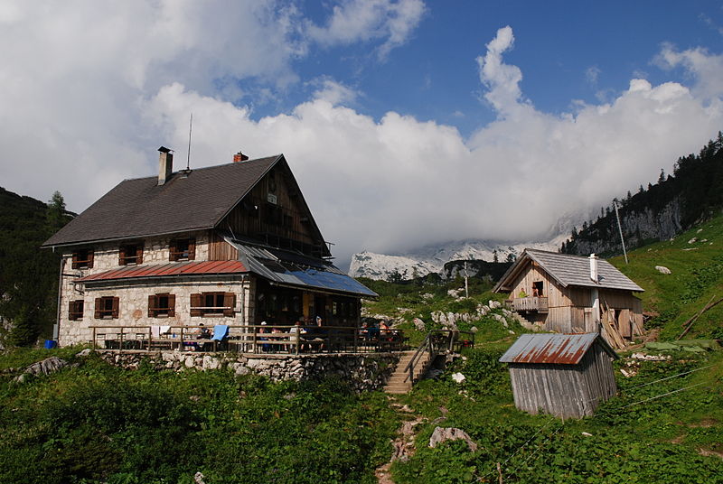 File:Pühringer Hütte.jpg