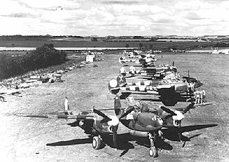 P-38s of the 370th Fighter Group at RAF Andover, June 1944 P-38s-370fg.jpg