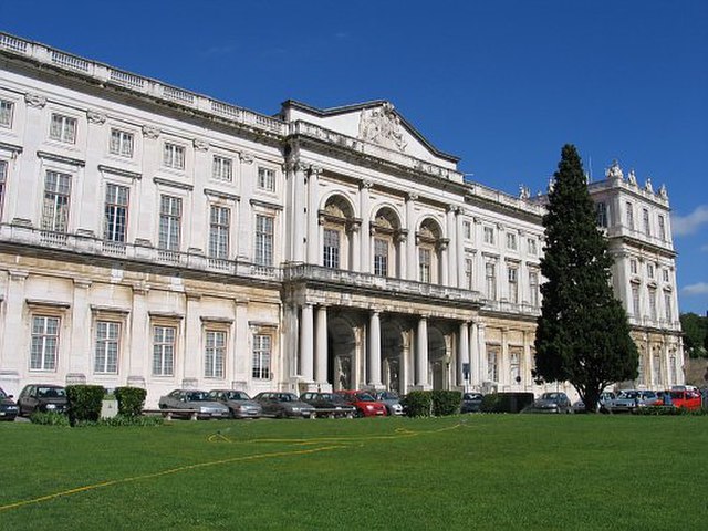 The eastern façade (and main entrance) to the Palácio Nacional da Ajuda