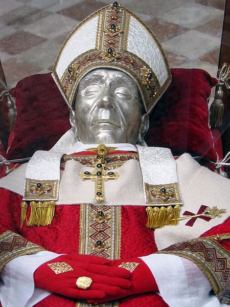 File:Papa Celestino V 02.jpg