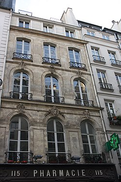 Paris 115 rue Saint-Honoré 75.JPG