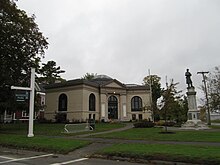 The library in 2012 PittsfieldME PublicLibrary.jpg