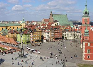 Plac Zamkowy w Warszawie widziany z wieży kościoła św. Anny.JPG