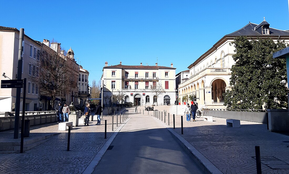 Place Charles-de-Gaulle (Mont-de-Marsan)