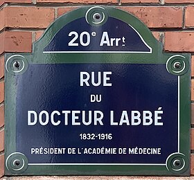 Voir la plaque.