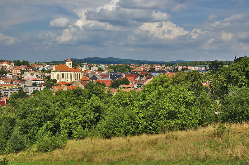 File:Pohled na město od jihu, Boskovice, okres Blansko.jpg