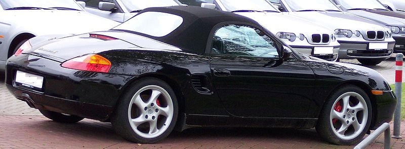 800px-Porsche_Boxster_black_hr.jpg