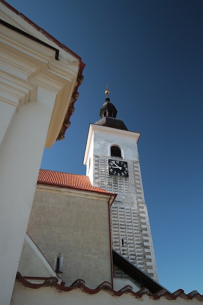 File:Prčice kostel sv. Vavřince věž 2.jpg