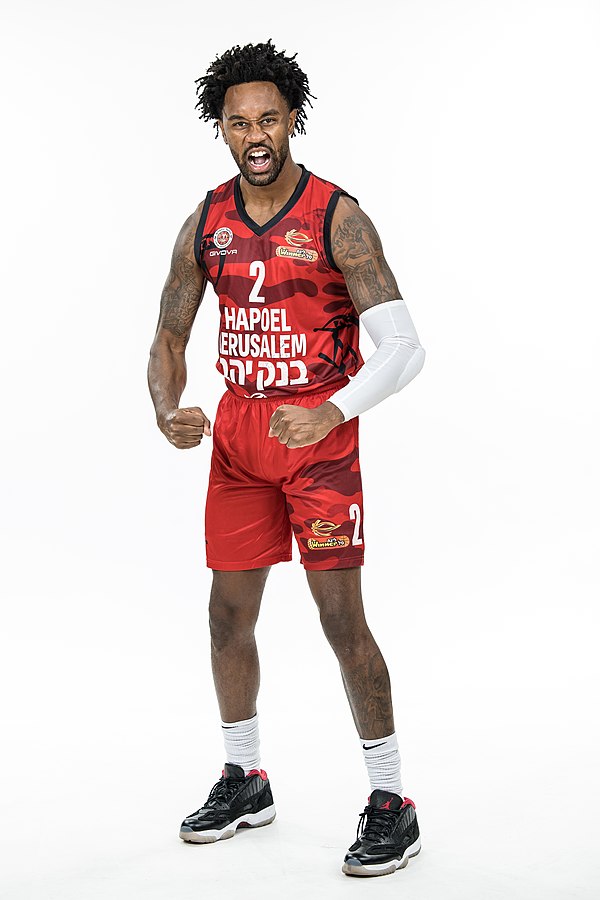 Randolph in Hapoel Jerusalem uniform