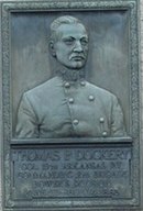 Рельеф Томаса П. Докери в национальном военном парке Виксбург, созданный датским скульптором Виктором С. Холмом (1876-1935). Построен в феврале 1915 г.