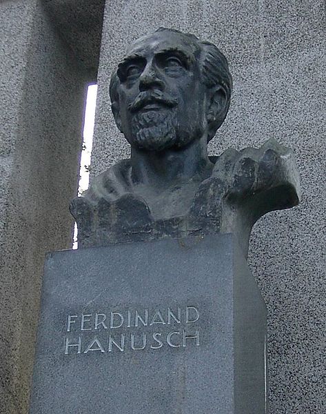 File:Republikdenkmal - Ferdinand Hanusch von Mario Petrucci nach einem Entwurf von Carl Wollek.jpg