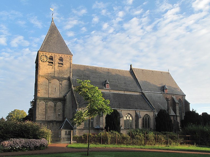 File:Rheden, de Dorpskerk RM42087 foto6 2013-09-27 08.25.jpg