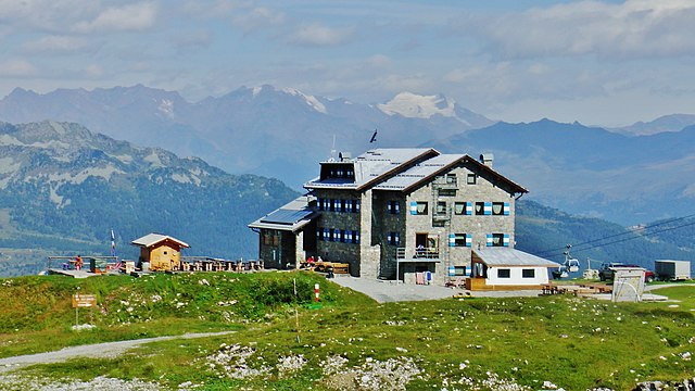 Rifugi delle Dolomiti - Wikipedia