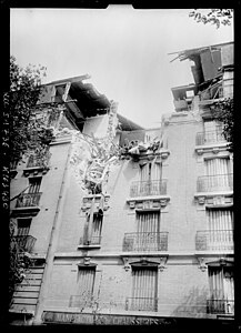 Dégâts dus aux bombardements du 2 juin 1918 au no 152 rue de Tolbiac.