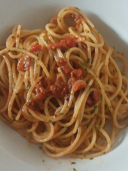 File:Spaghetto ricci.jpg