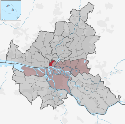 How to get to Hamburg St.Pauli with public transit - About the place