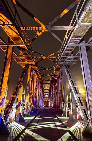 File:Strombrücke Magdeburg.jpg